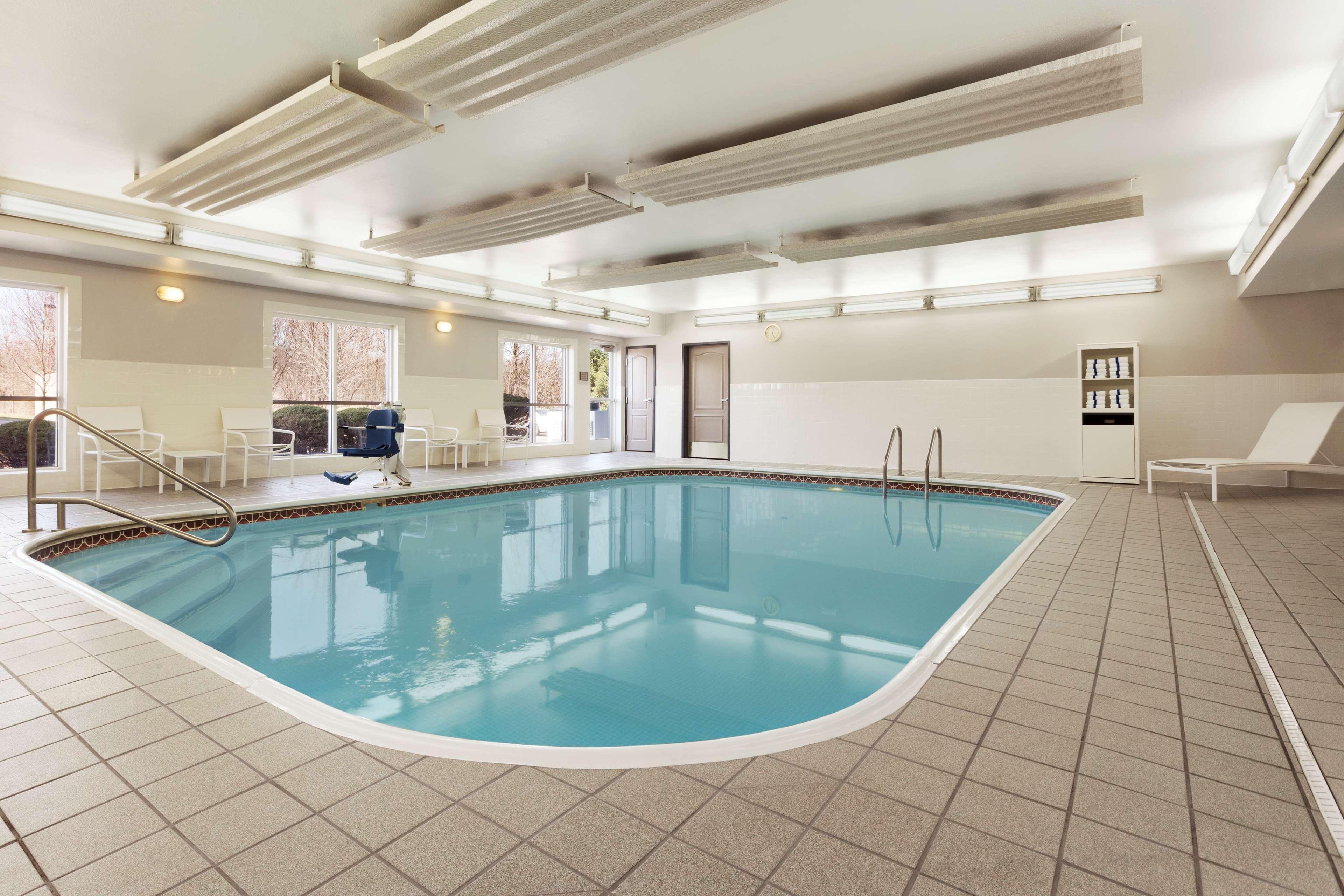Country Inn & Suites By Radisson, Columbus Airport, Oh المظهر الخارجي الصورة